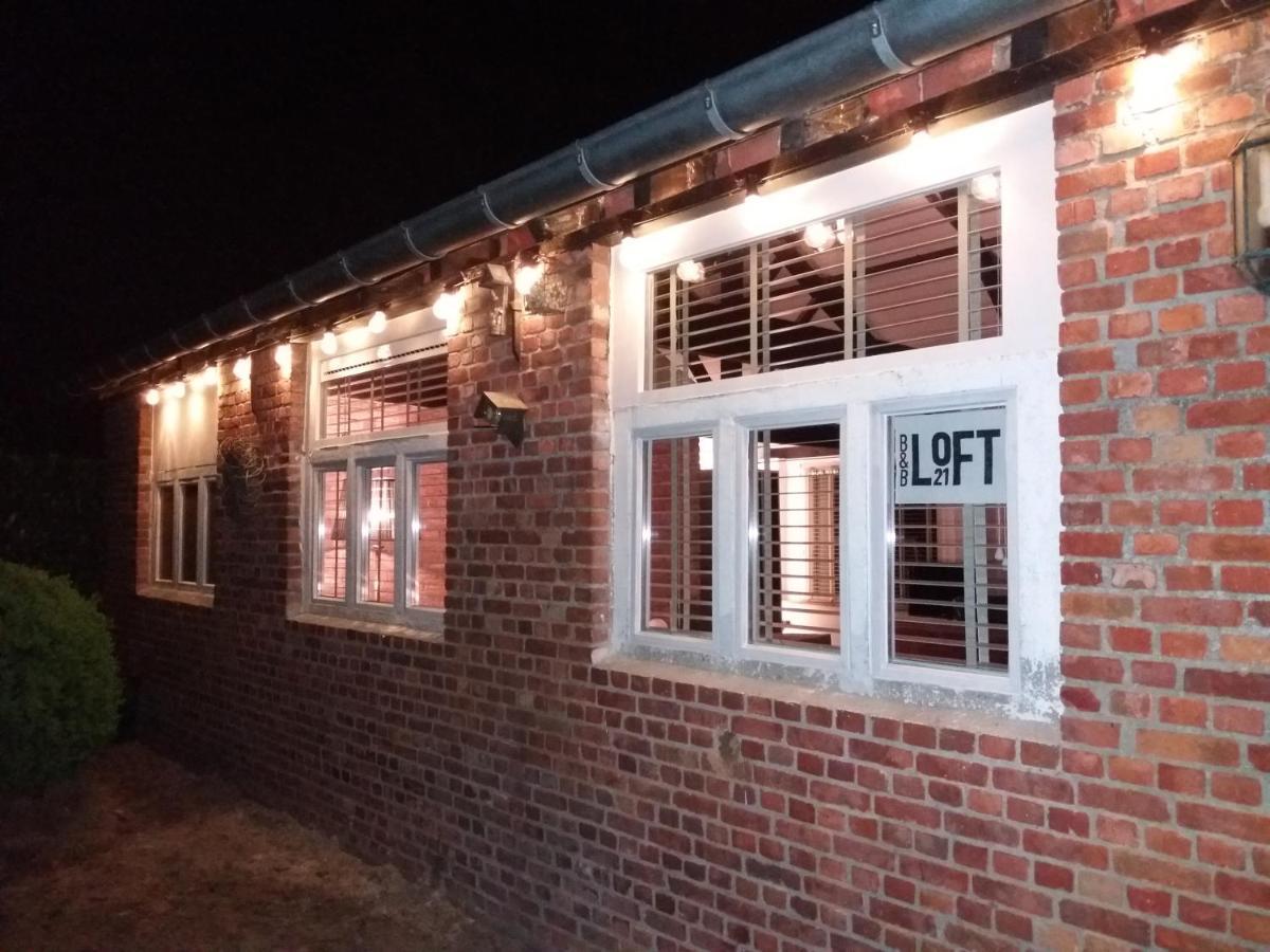 Loft 21 Ravels